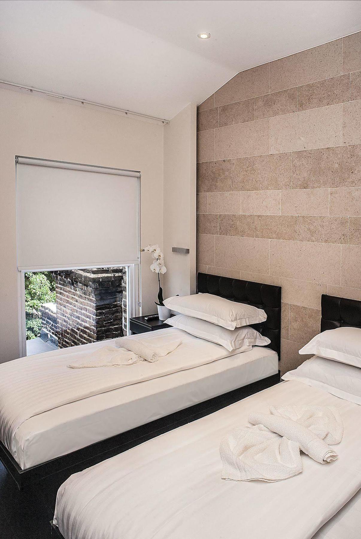 Nox Golders Green London Luaran gambar